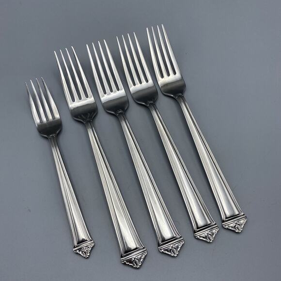 Sabatier LOUVRE‎ Stainless Flatware 5pcs Dinner Forks Salad Replacement - Picture 1 of 6